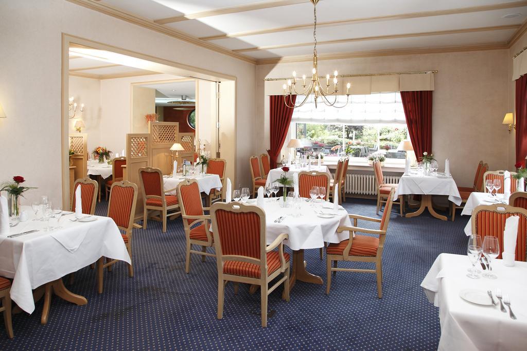 Posthotel Usseln Вилинген Екстериор снимка