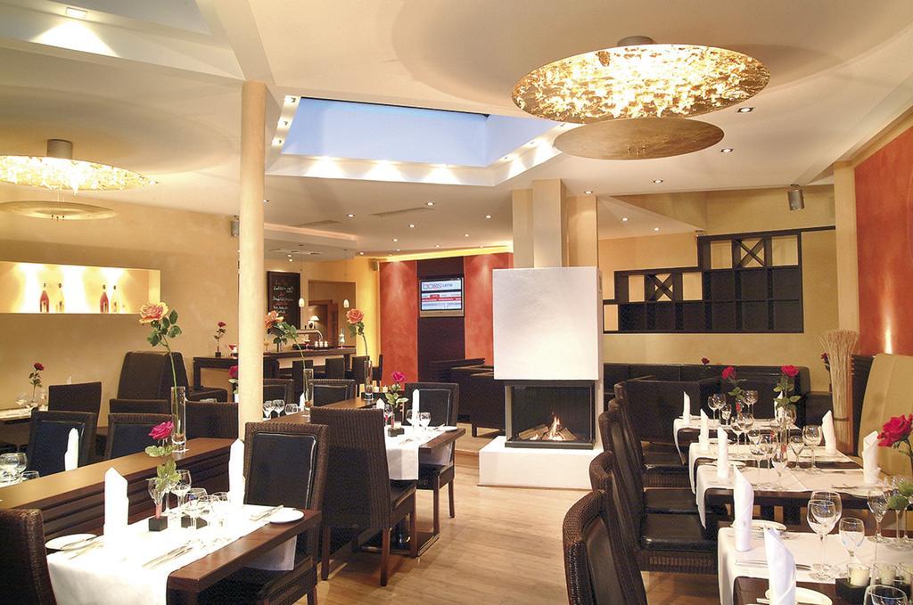 Posthotel Usseln Вилинген Екстериор снимка