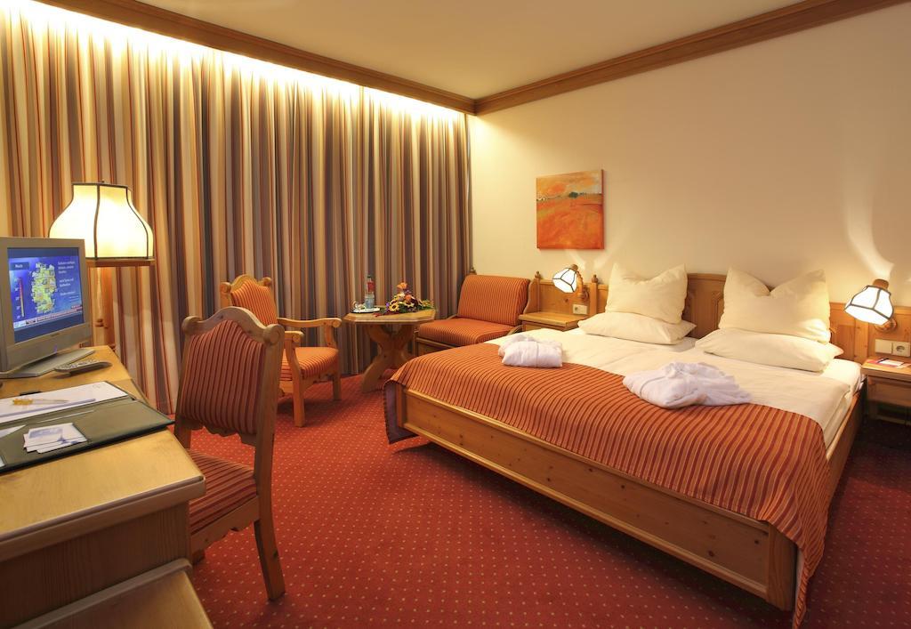 Posthotel Usseln Вилинген Екстериор снимка